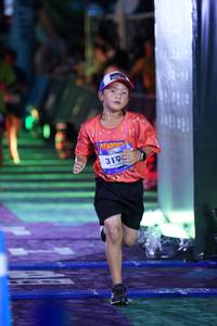 BIB: 319
                            <button type="button" onclick="openModal(26262470)" class="btn btn-primary btn-sm float-right btn-popup" data-toggle="modal" data-target=".modal-high-quality">
                        <i class="fas fa-shopping-cart"></i> Add to Cart
                    </button>
                                            <button type="button" onclick="isThisMe(26262470, true)" class="btn btn-success btn-sm float-right btn-popup btn-isme hidden" data-toggle="tooltip" data-placement="bottom" title="นี่คือรูปของคุณใช่ไหม คลิกที่นี่เพื่อเอาเข้าอัลบั้ม">
                        <i class="fas fa-plus"></i> Add to album
                    </button>
                    <button type="button" onclick="isThisMe(26262470, false)" class="btn btn-warning btn-sm float-right btn-popup btn-isnotme hidden">
                        <i class="fas fa-ban"></i> Remove from album
                    </button>